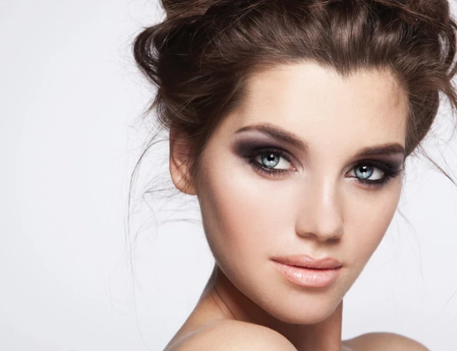 Make-up akademie: Kouřové líčení krok za krokem