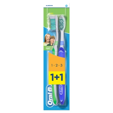 Oral-B 123 Natural Fresh Manuální zubní kartáček