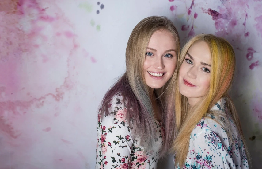 Barevné vlasy na chvíli? S pudrem na vlasy hravě hlavní banner