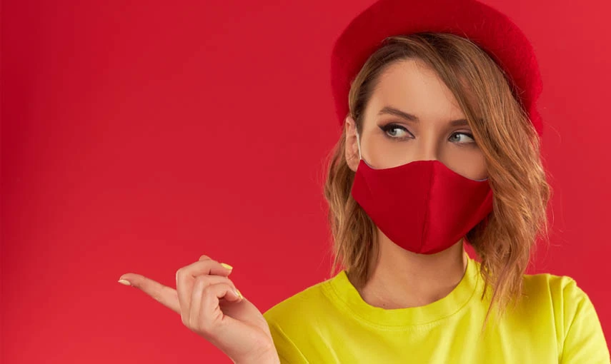 Vyzkoušejte nový beauty trend: Slaďte nehty s rouškou hlavní banner