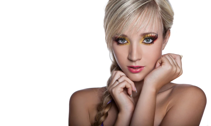Make-up bez líčení? Zkuste dočasné tetování! hlavní banner