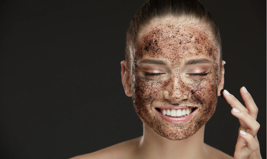 7 důvodů, proč náš obličej a tělo potřebují peeling hlavní banner