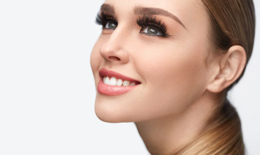 Naučte se nosit umělé řasy! hlavní banner