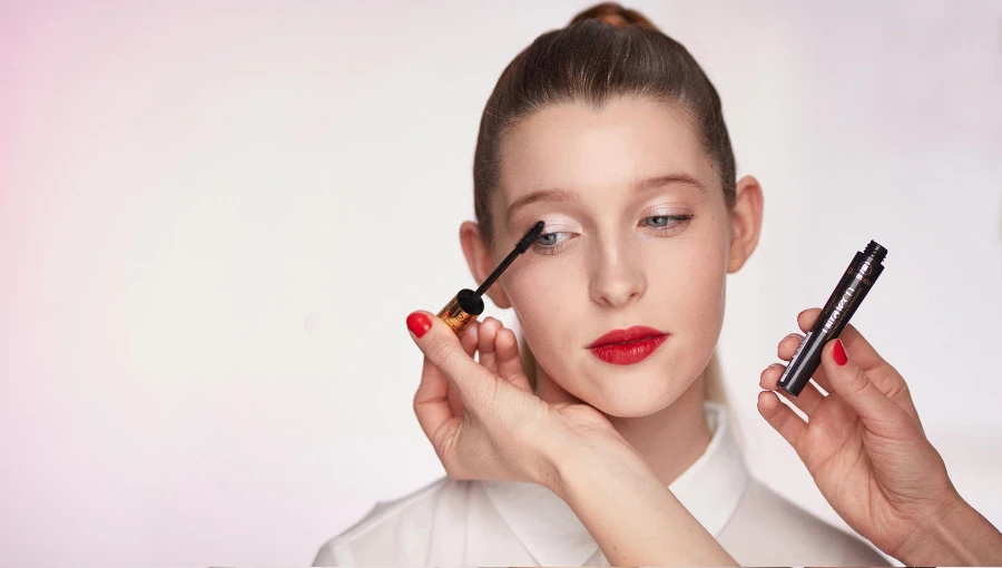 Trendy z přehlídek: Red lips hlavní banner